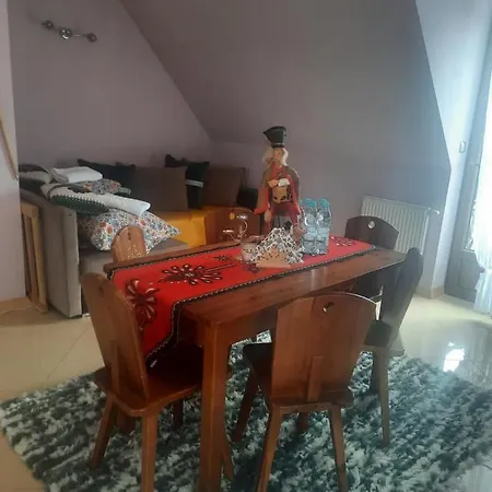 U Szostaka 公寓
